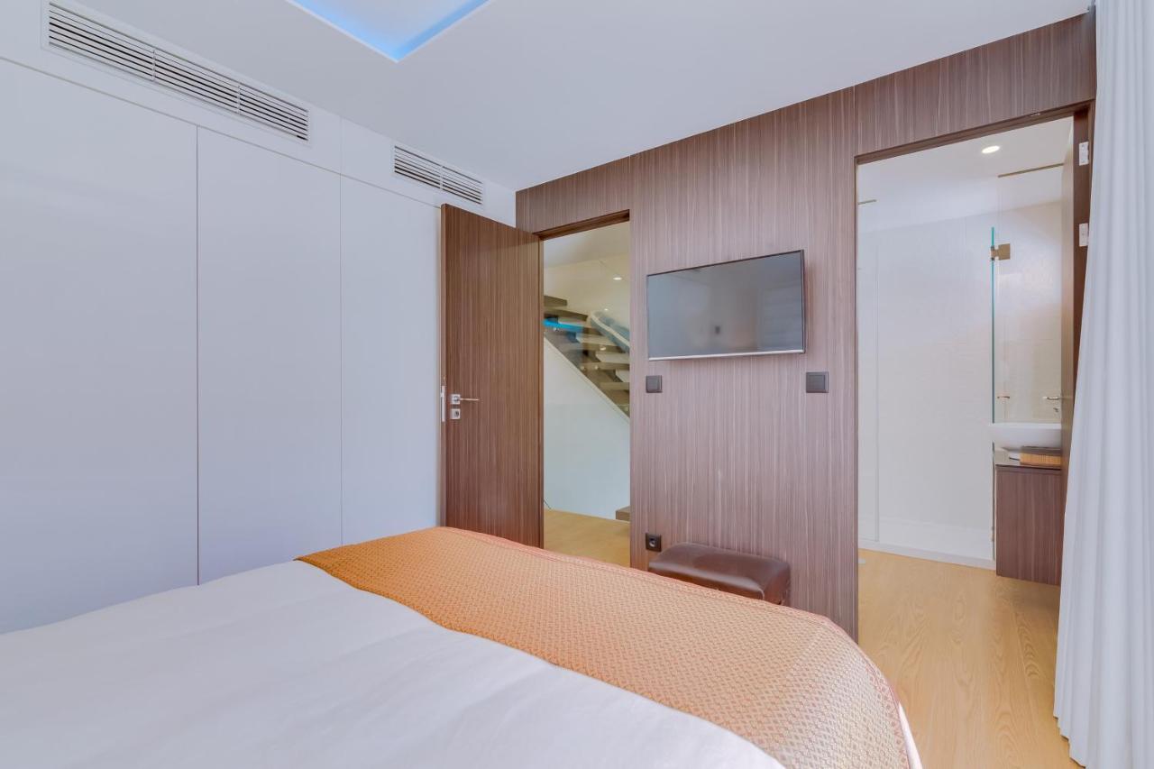 Gold Suites - Luxurious Apartment - Sea View فيلامورا المظهر الخارجي الصورة