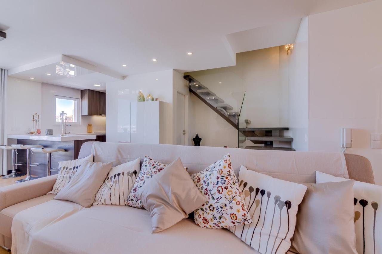 Gold Suites - Luxurious Apartment - Sea View فيلامورا المظهر الخارجي الصورة