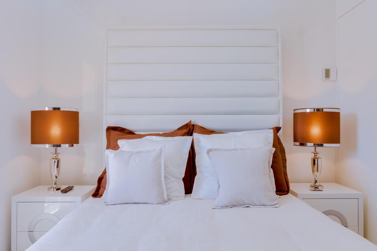 Gold Suites - Luxurious Apartment - Sea View فيلامورا المظهر الخارجي الصورة