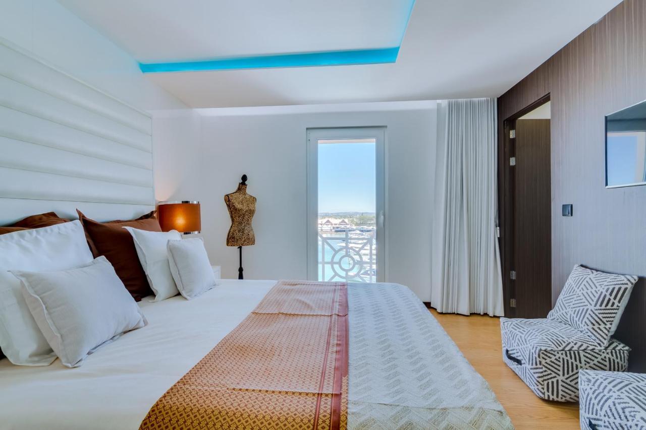 Gold Suites - Luxurious Apartment - Sea View فيلامورا المظهر الخارجي الصورة